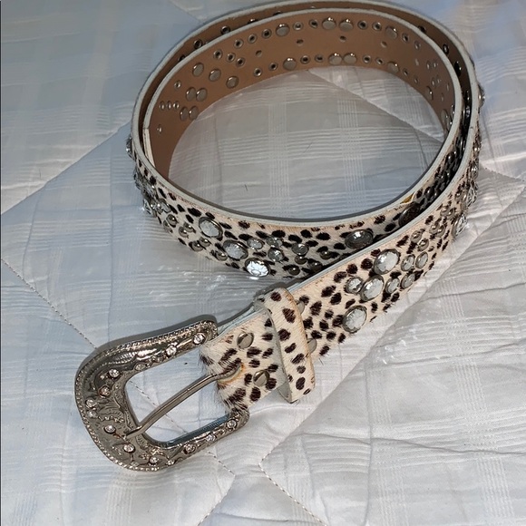 Cara Cowhide Belt Size M - Picture 7 of 7